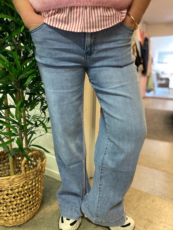 Massimo Jeans, Wide leg
