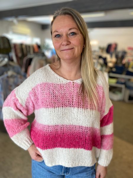 Hovedbilde Strikket genser, rosa stripete