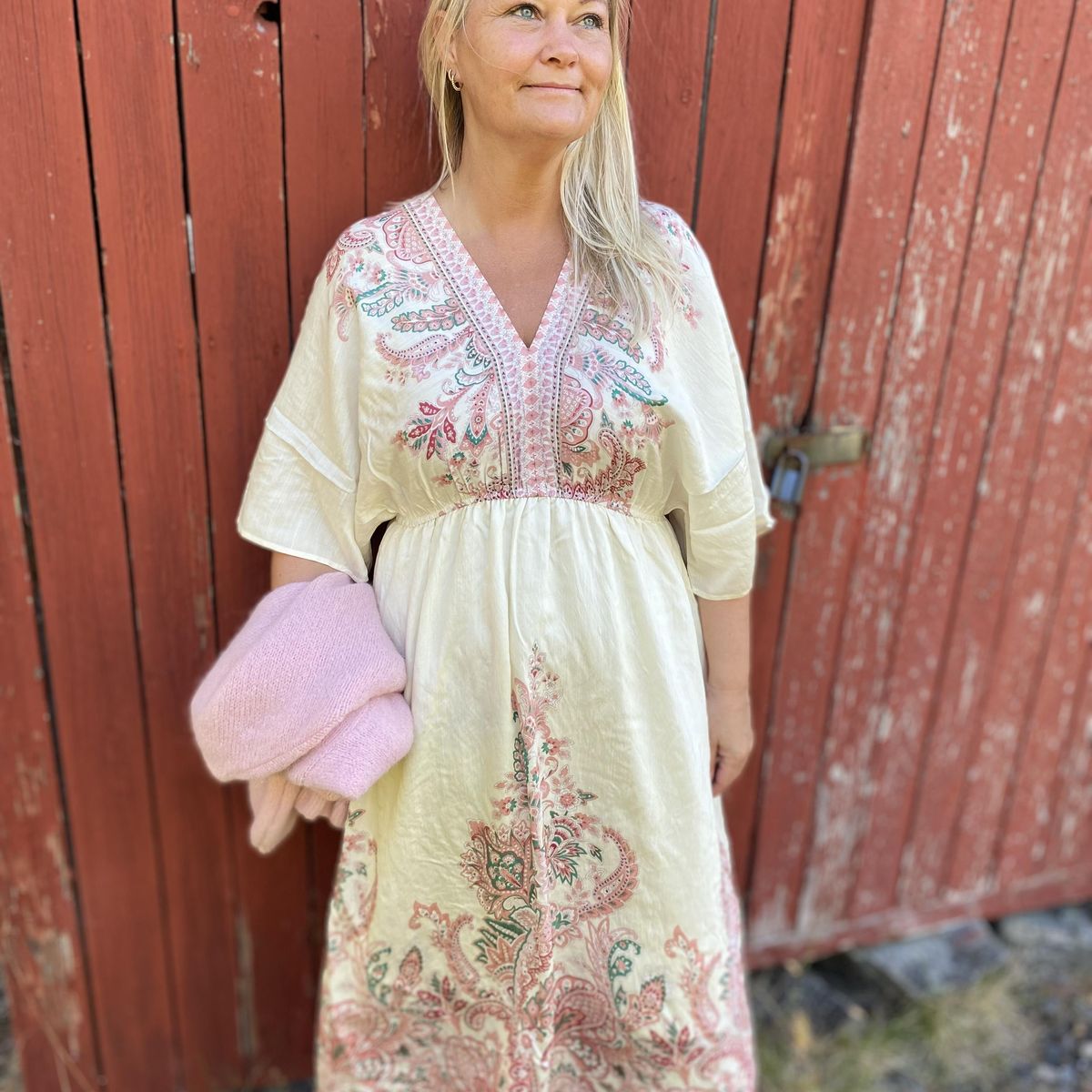 Vibecke lin kjole, beige m/mønster